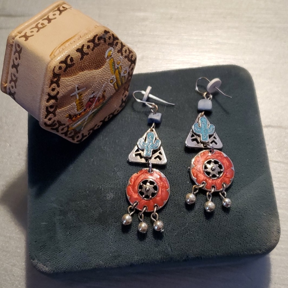💙 Sterling silver and enamel Southwest earrings!
